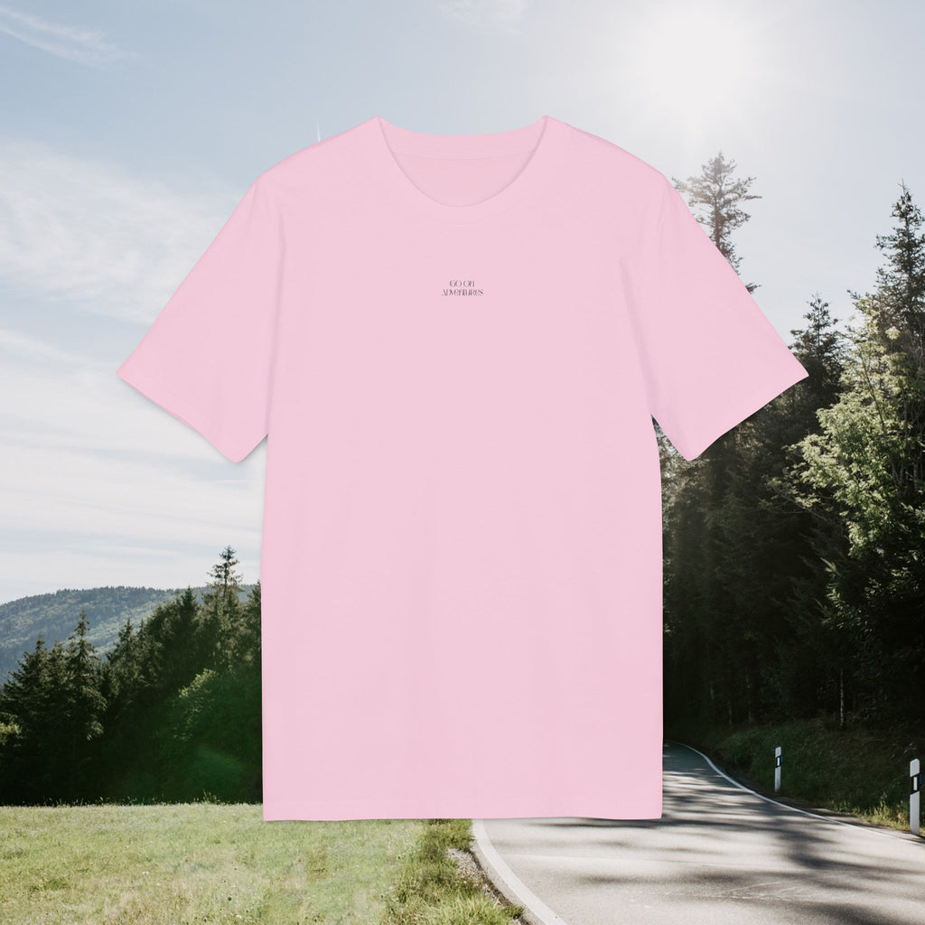 Minimalistisches Abenteuer T-Shirt, Go On Adventures, Berg und Wald Design, Wanderer Geschenk, Baumwolle