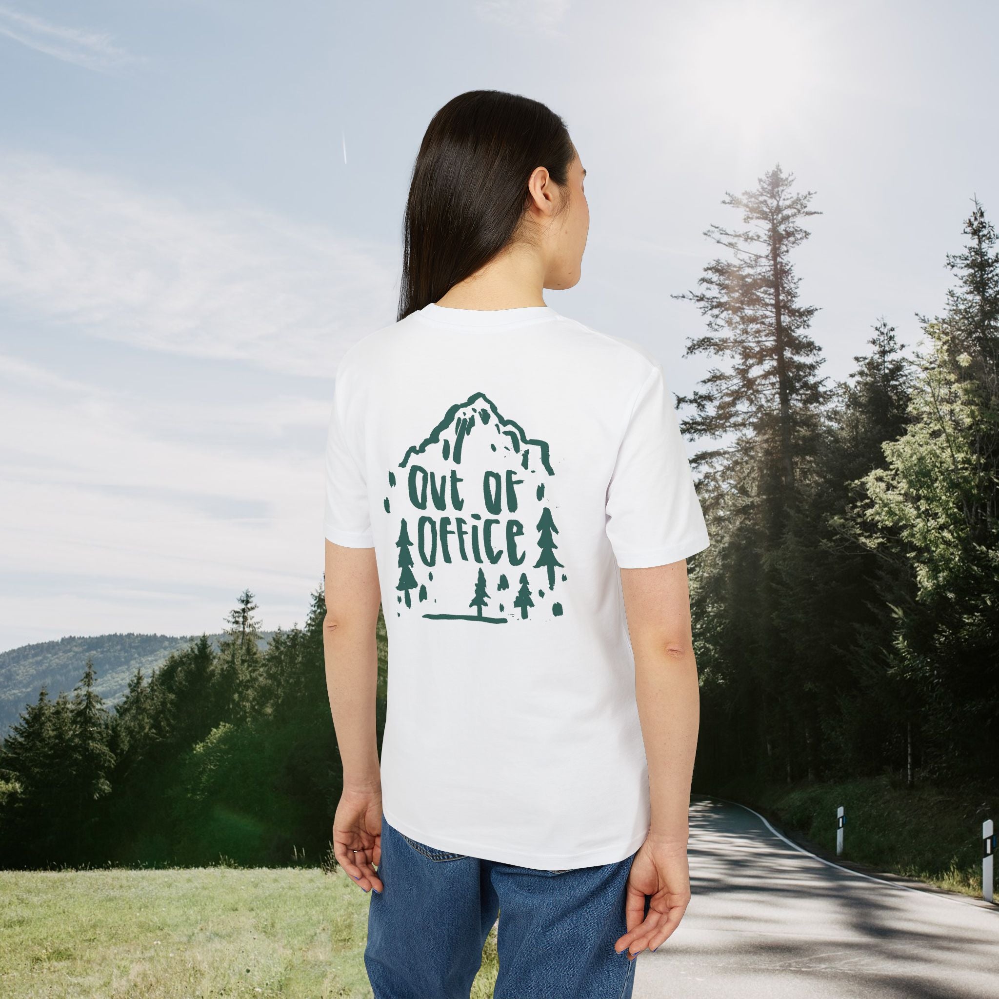 Out of Office T-Shirt, Outdoor Shirt mit Berge Wald Motiv, Abenteuer Urlaub Shirt, Wanderer, Baumwolle