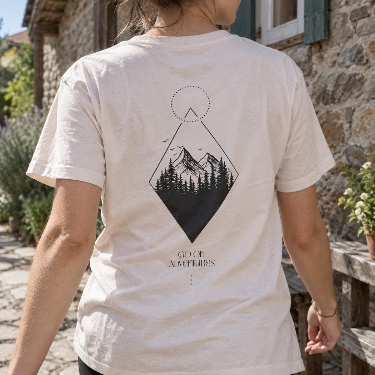 Go On Adventures – Wander T-Shirt