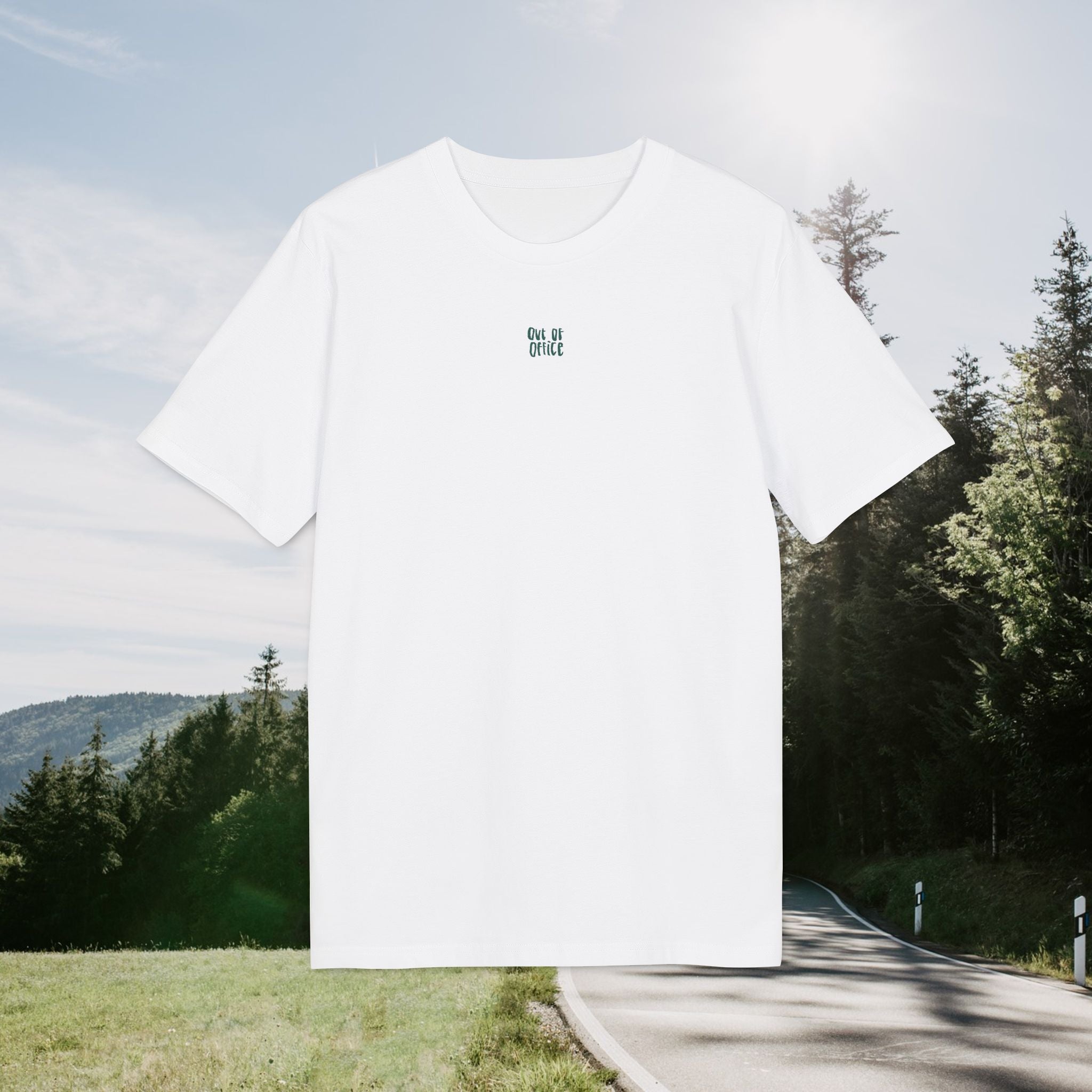 Out of Office T-Shirt, Outdoor Shirt mit Berge Wald Motiv, Abenteuer Urlaub Shirt, Wanderer, Baumwolle