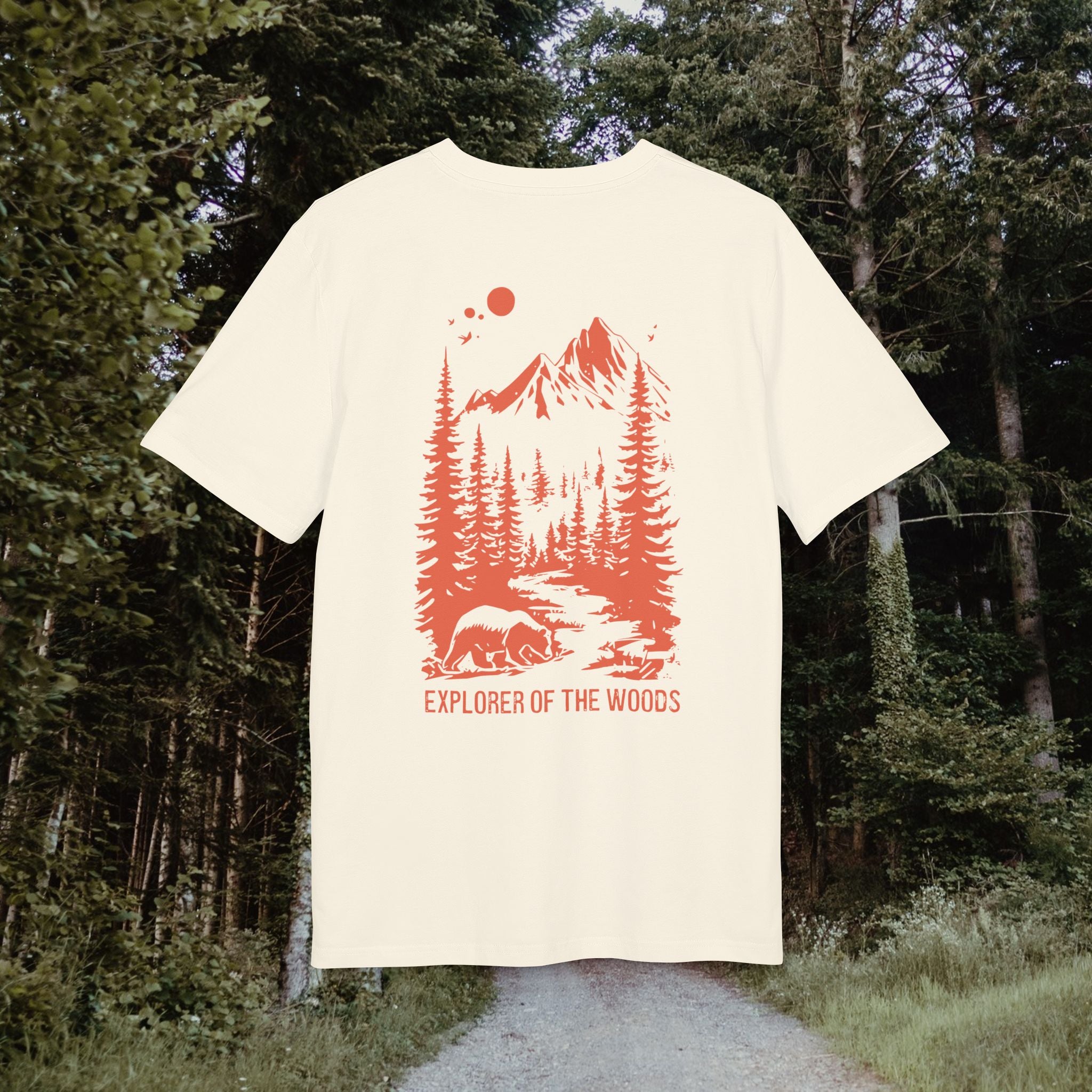 Explorer T-Shirt aus Bio-Baumwolle mit Wald Illustration vorne und hinten, Cottagecore