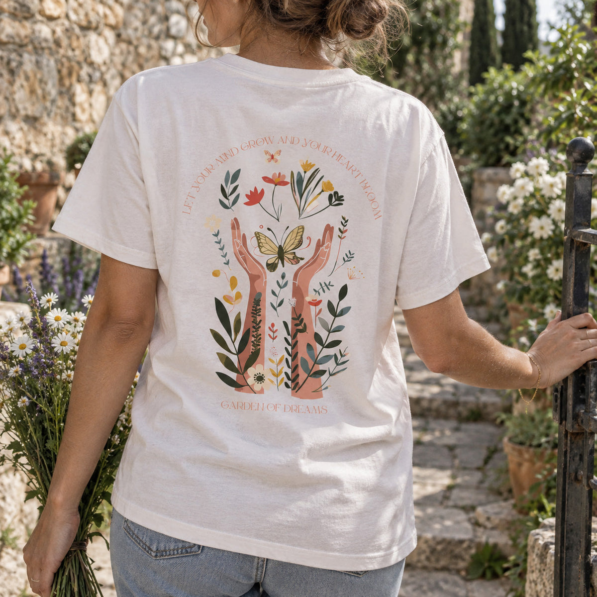 Spirituelles Wachstum – Blumen T-Shirt