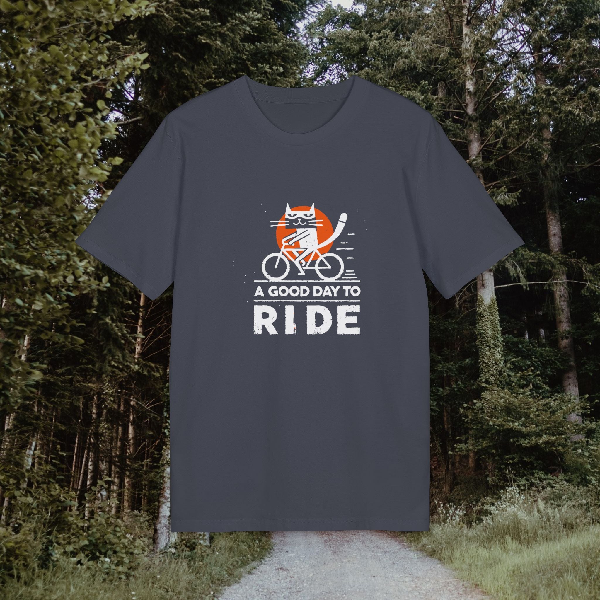 Lustiges Fahrrad T-Shirt – 'A Good Day to Ride' | Vintage Radfahrer Shirt mit Katze | Geschenk für Radfahrer & Katzenliebhaber