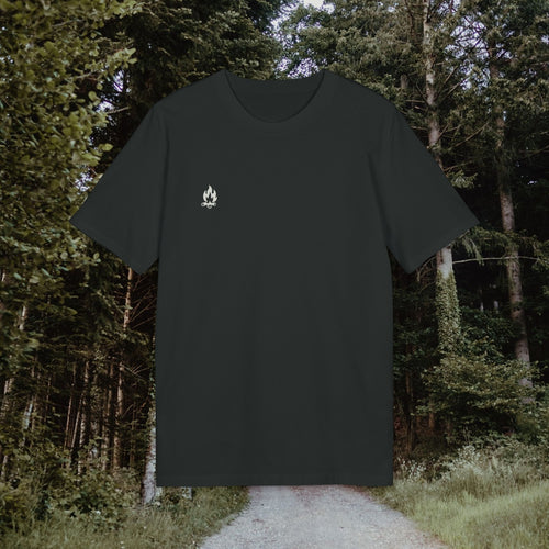 Camping Classic T-Shirt – Tent, Fire, Stars | Lagerfeuer-Design mit Rückendruck | Unisex Bio-Baumwollshirt