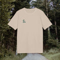 Hiking Classic Schwarzwald T-Shirt – Wanderer-Illustration mit Rückendruck | Schwarzwald Design | Unisex Bio-Baumwollshirt